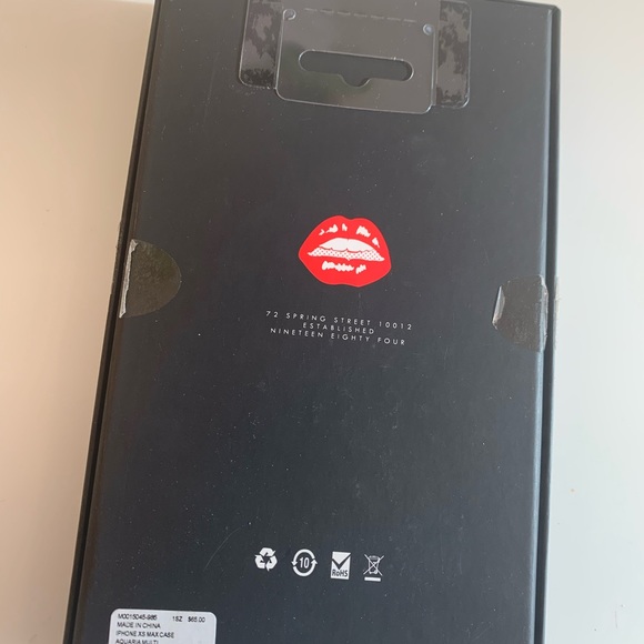 Marc Jacobs cell phone case - Picture 5 of 11